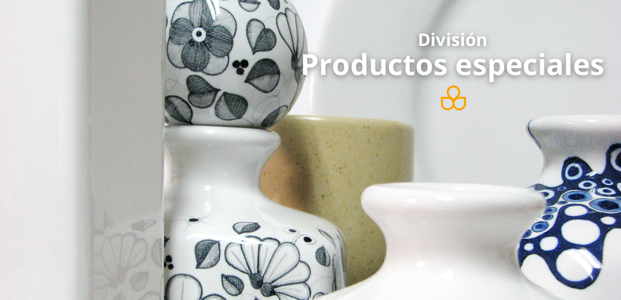 <br />
<b>Warning</b>:  Undefined variable $rowZli in <b>/var/www/vhosts/cekamica.com.mx/httpdocs/slider.php</b> on line <b>31</b><br />
<br />
<b>Warning</b>:  Trying to access array offset on value of type null in <b>/var/www/vhosts/cekamica.com.mx/httpdocs/slider.php</b> on line <b>31</b><br />
